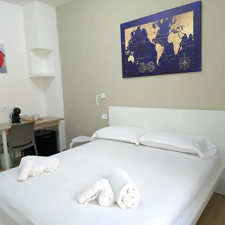 Rose - Stazione Homestay