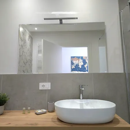 Homestay Rose - Stazione Bari