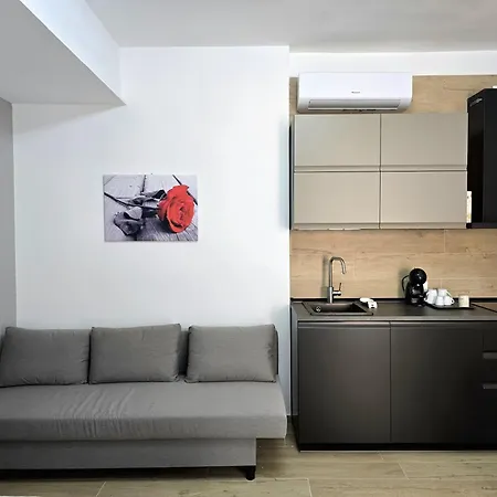 Rose - Stazione バーリ