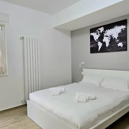 Rose - Stazione * バーリ