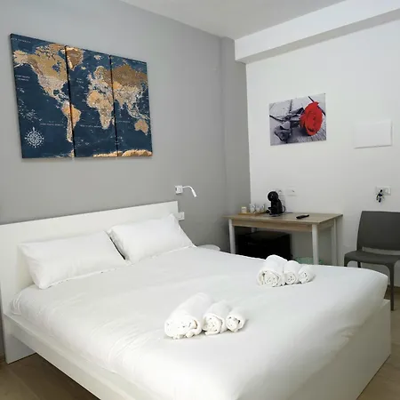 Homestay Rose - Stazione Bari